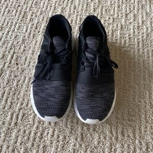 Black/gray Adidas tubular